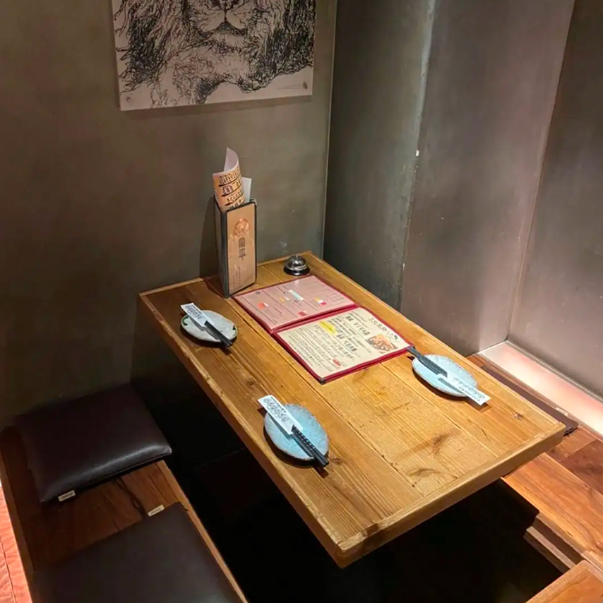 掘りごたつ席